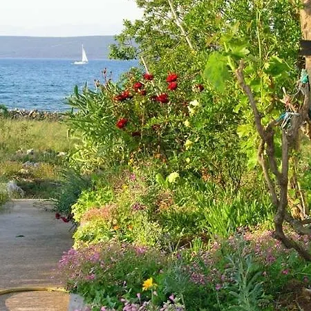 In With Seaview, Terrace, Air Condition, Wifi דירה *